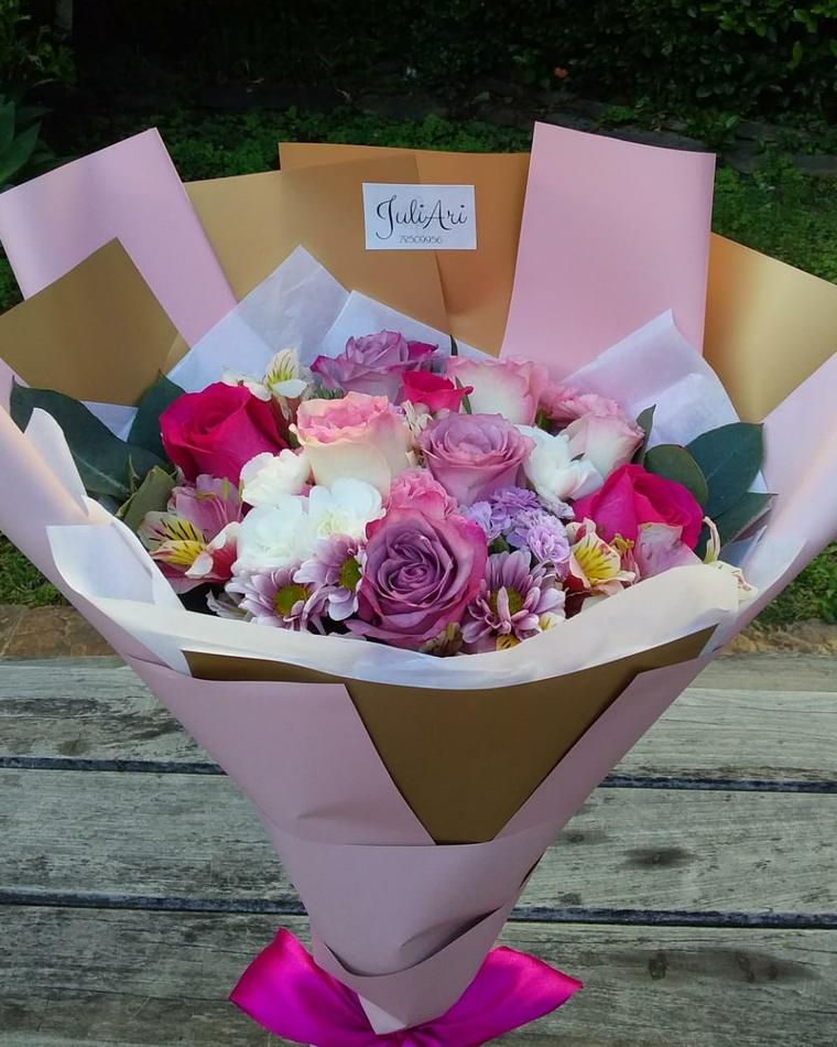 Primaveral Pink, ramo mixto en tonos rosados y lila